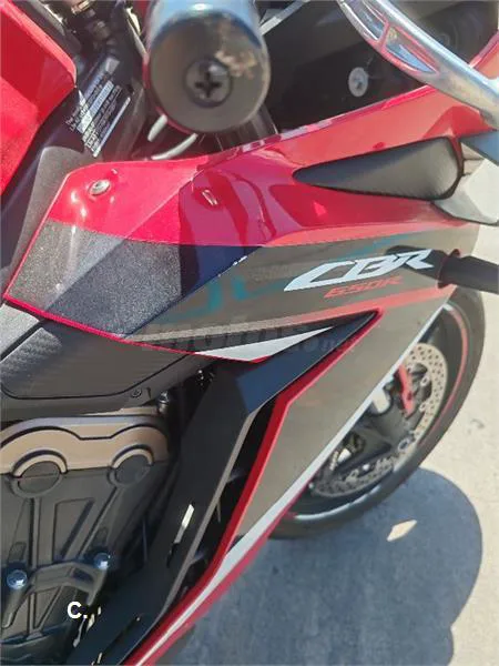 Honda CBR 650 R – Vista 5