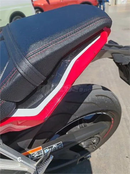 Honda CBR 650 R – Vista 7
