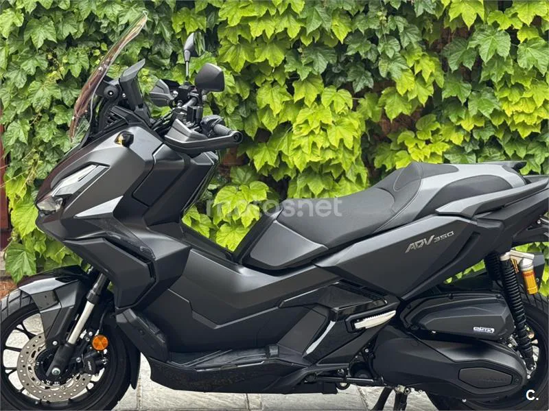 Honda ADV 350 – Vista 5