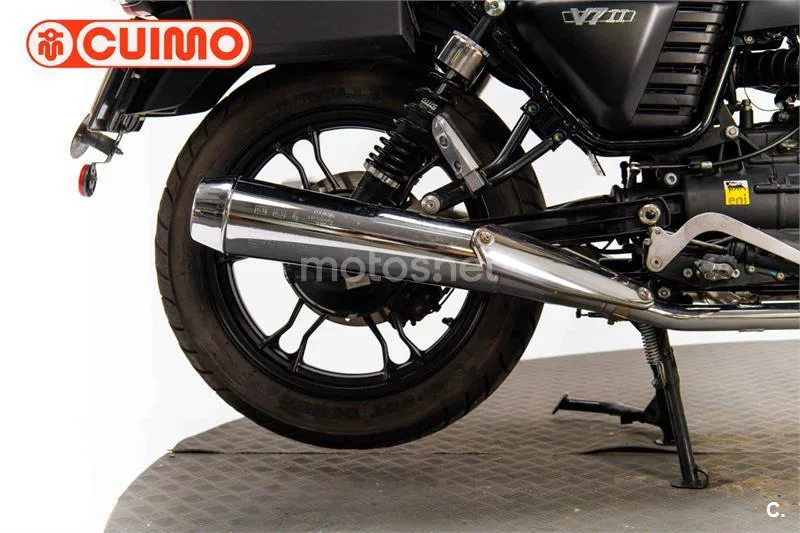 Moto Guzzi V7 II – Vista 14