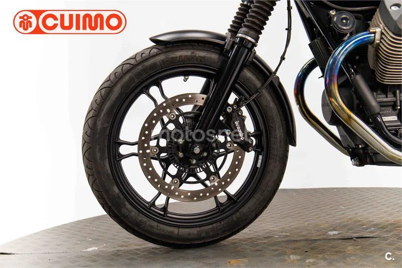 Moto Guzzi V7 II – Vista 21