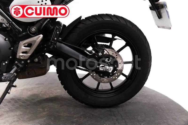 Triumph Scrambler 400 X – Vista 18