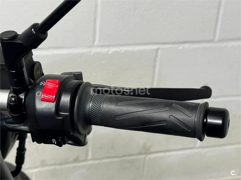 Yamaha MT-125 – Vista 7