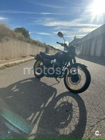 Kawasaki W 800 – Vista 7