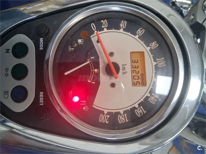 Kawasaki VN 900 CLASSIC – Vista 4