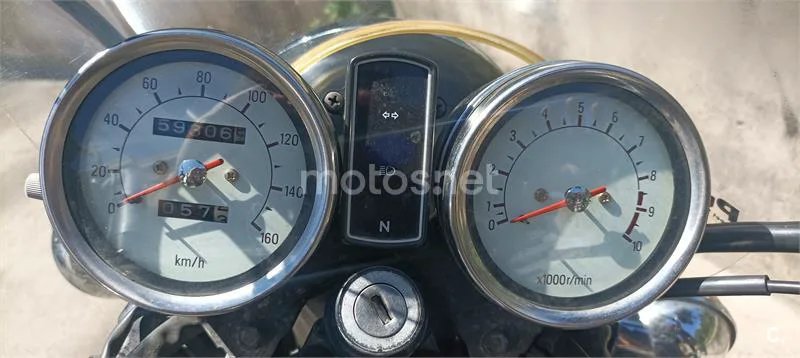 Yamaha SR 250 Special – Vista 7
