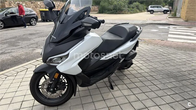 Honda Forza 125 – Vista 2