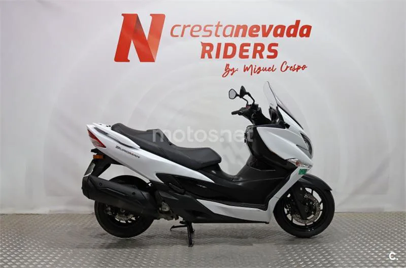 Suzuki Burgman 400 – Vista 7
