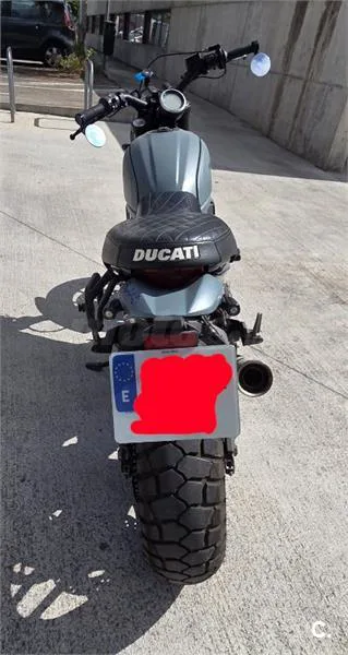 Ducati Scrambler - Vista 3