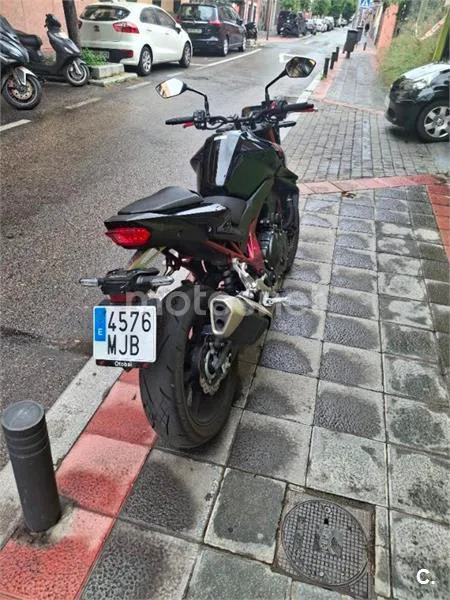 Honda CB 750 Hornet – Vista 5