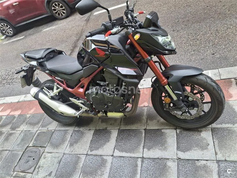 Honda CB 750 Hornet – Vista 9