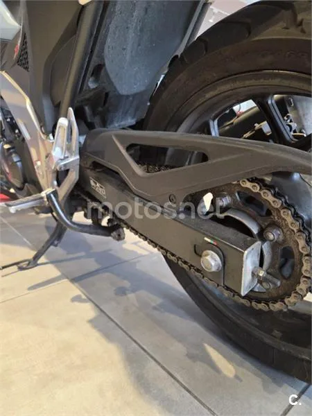 Moto Guzzi Stelvio – Vista 3
