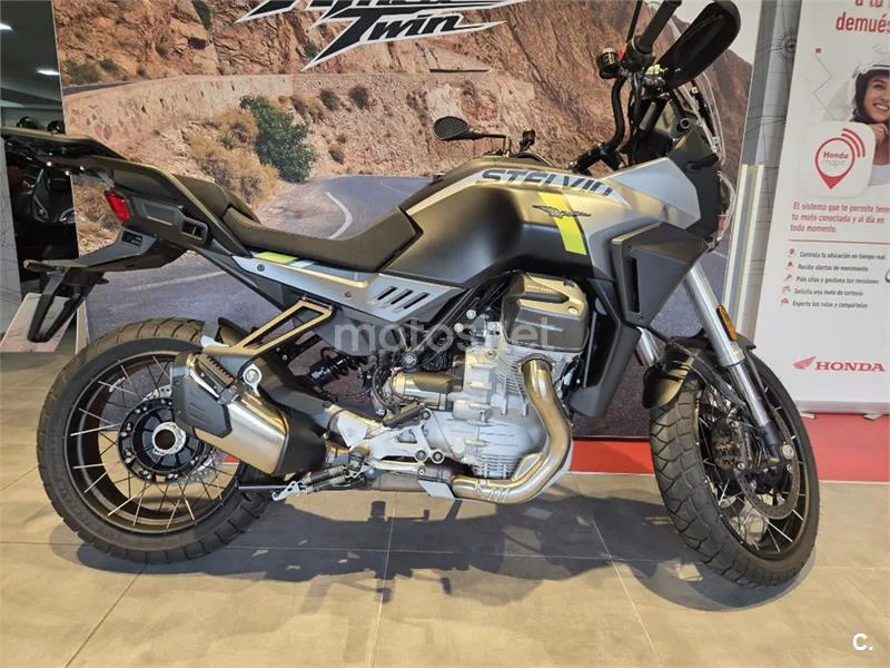 Moto Guzzi Stelvio – Vista 4
