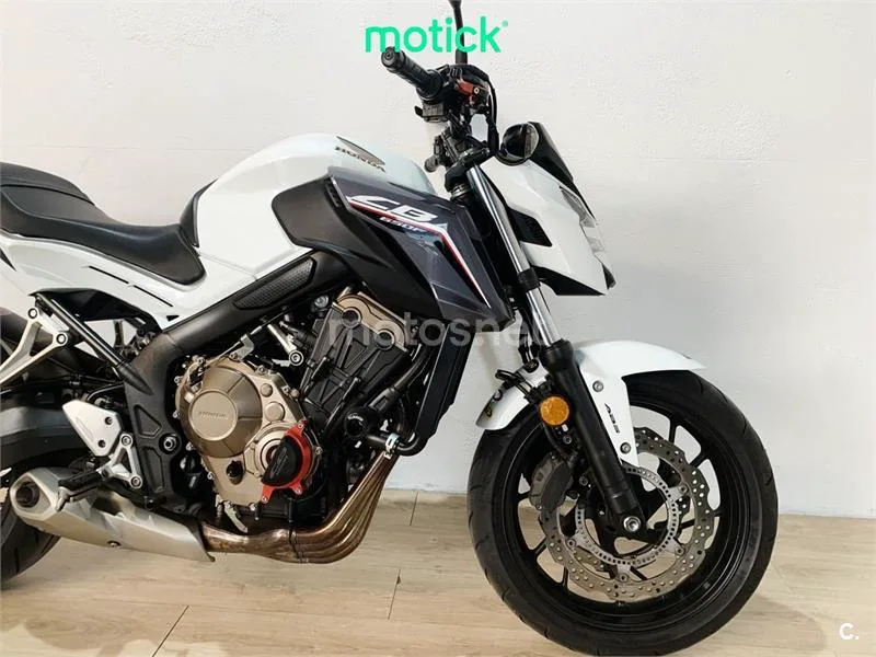 Honda CB 650 F – Vista 3