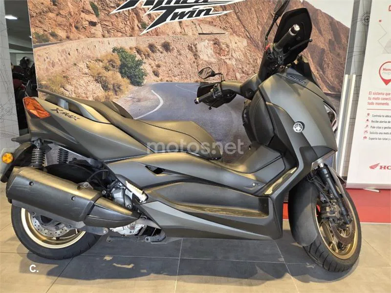 Honda ADV 350 – Vista 4