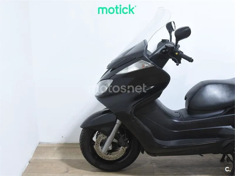 Yamaha Majesty 400 – Vista 8
