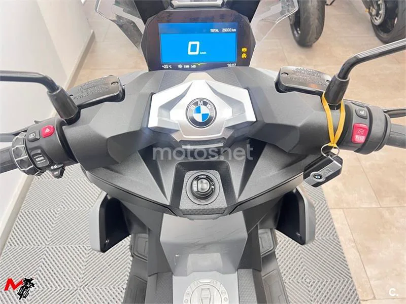 BMW C 400 X – Vista 7