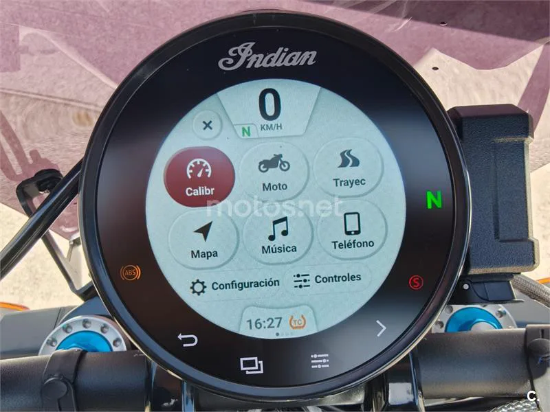 Indian FTR 1200 – Vista 11