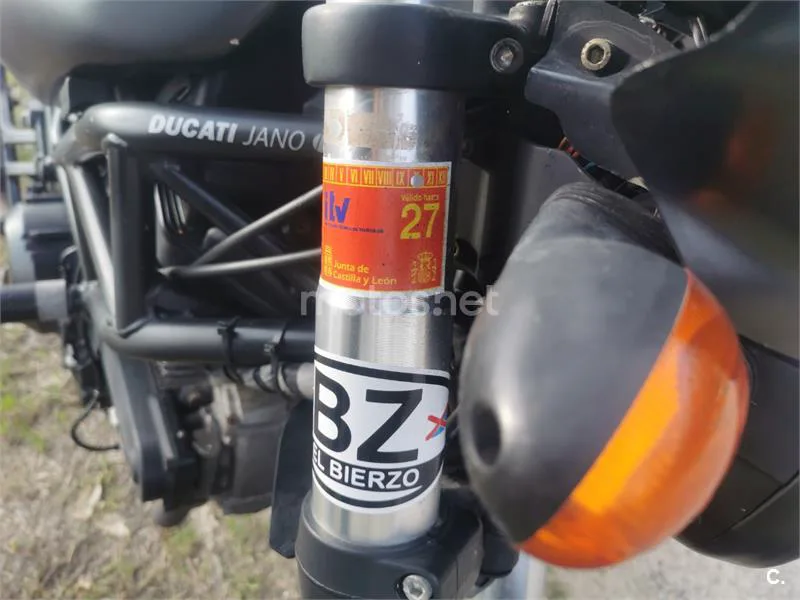 Ducati Monster 695 – Vista 6