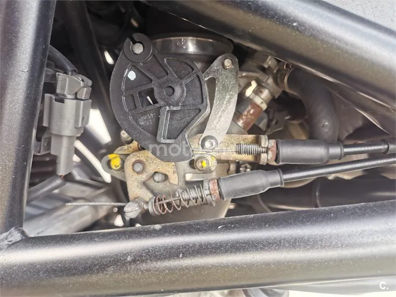 Ducati Monster 695 – Vista 8