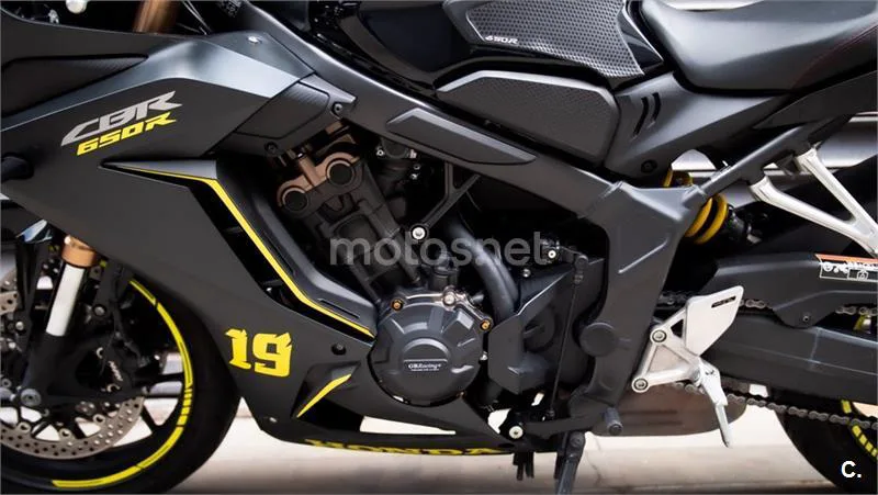 Honda CBR 650 R – Vista 17