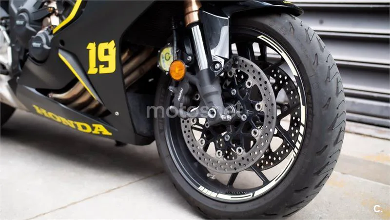 Honda CBR 650 R – Vista 4