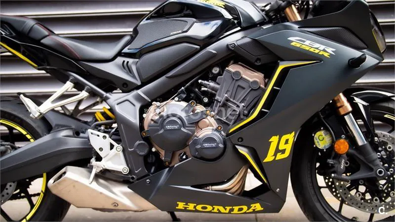 Honda CBR 650 R – Vista 5