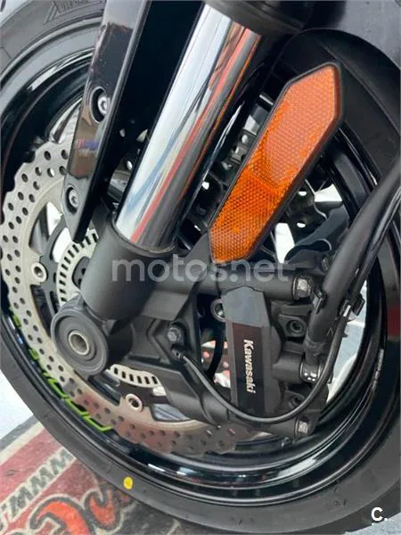 Kawasaki Versys 1000 – Vista 25