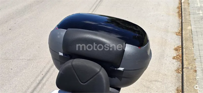 Yamaha TMAX 500 – Vista 8