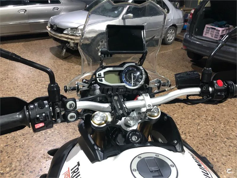 Triumph Tiger 800 – Vista 4