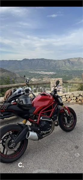 Ducati Monster 797 – Vista 4