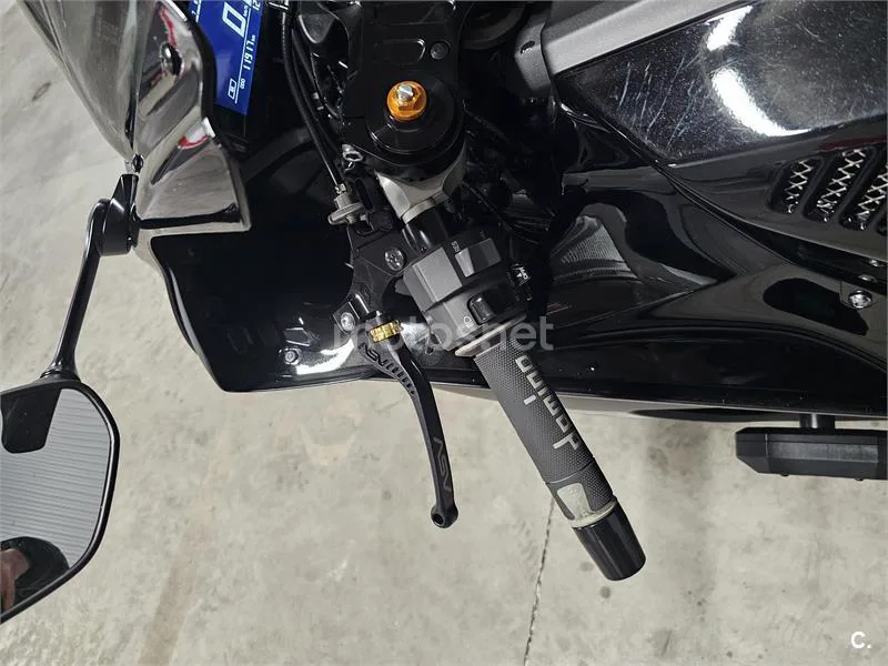 Yamaha R7 – Vista 6