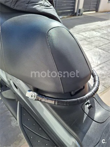 Yamaha XMAX 250 – Vista 3