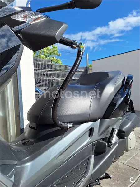 Yamaha XMAX 250 – Vista 4