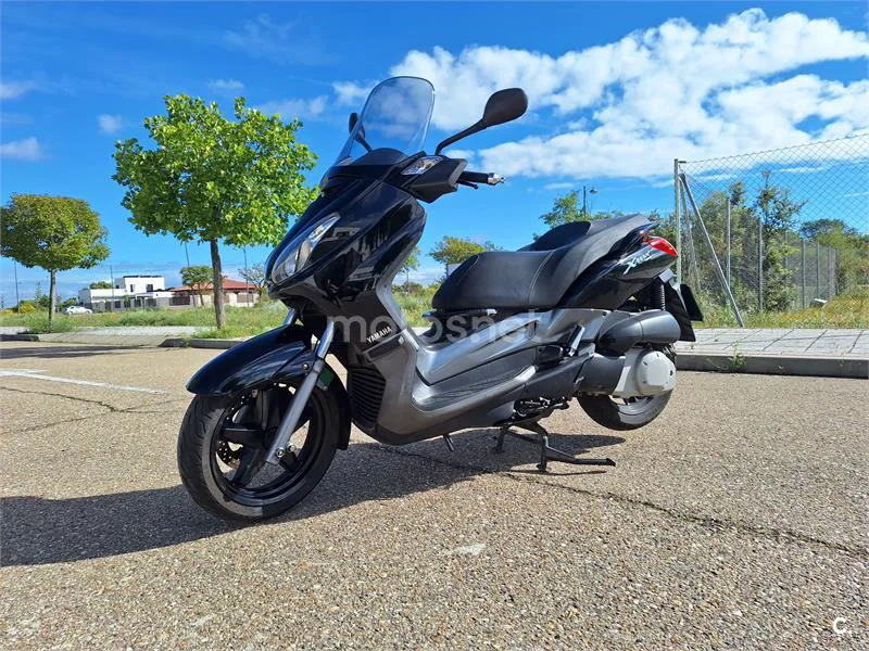 Yamaha XMAX 250 – Vista 9