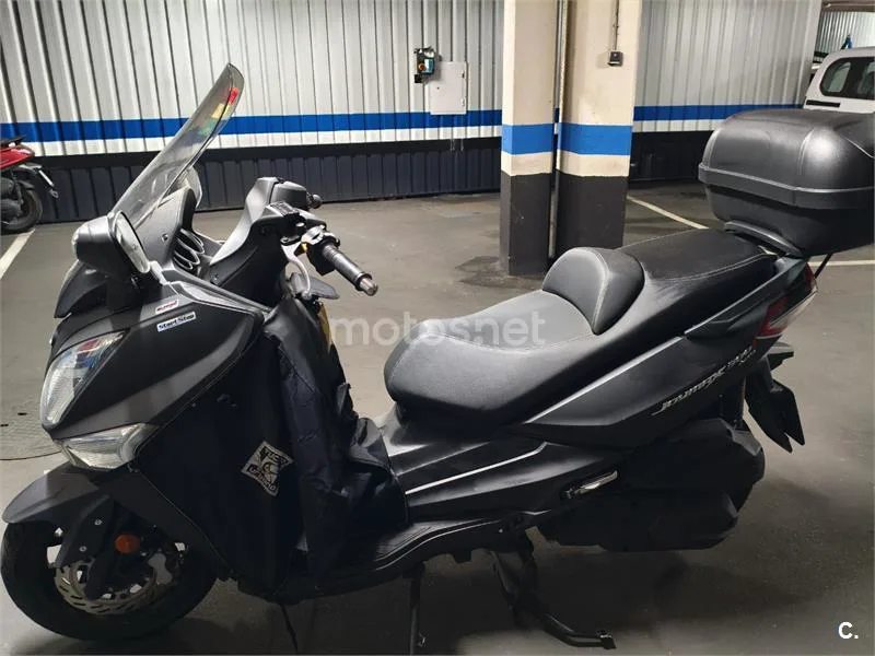 SYM Joymax 300 – Vista 3