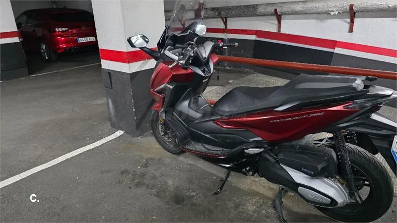 Honda Forza 350 – Vista 3