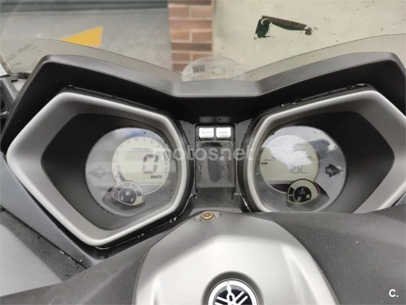 Yamaha XMAX 125 – Vista 6