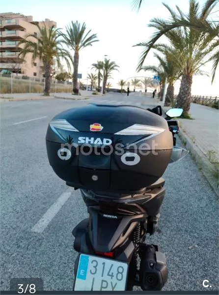 Honda Forza – Vista 8