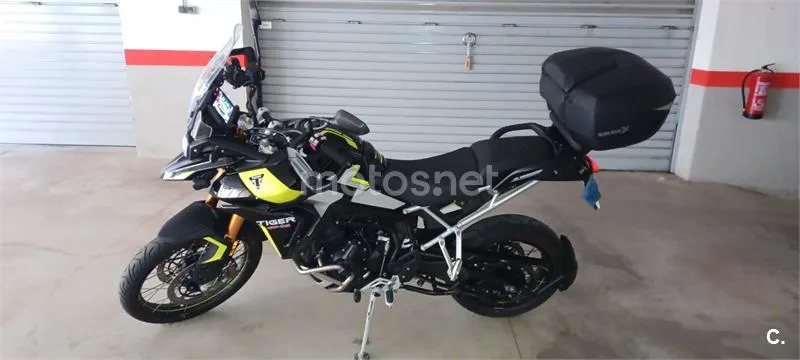 Triumph Tiger 900 – Vista 7