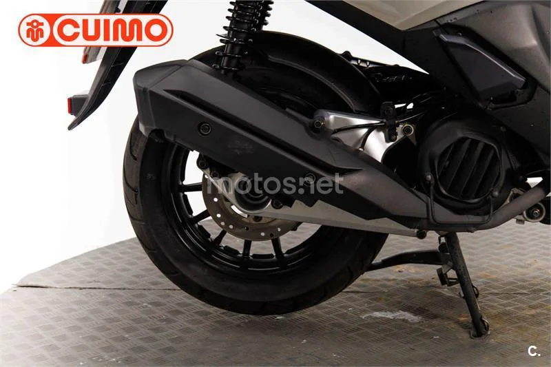Kymco Sky Town 125 – Vista 14
