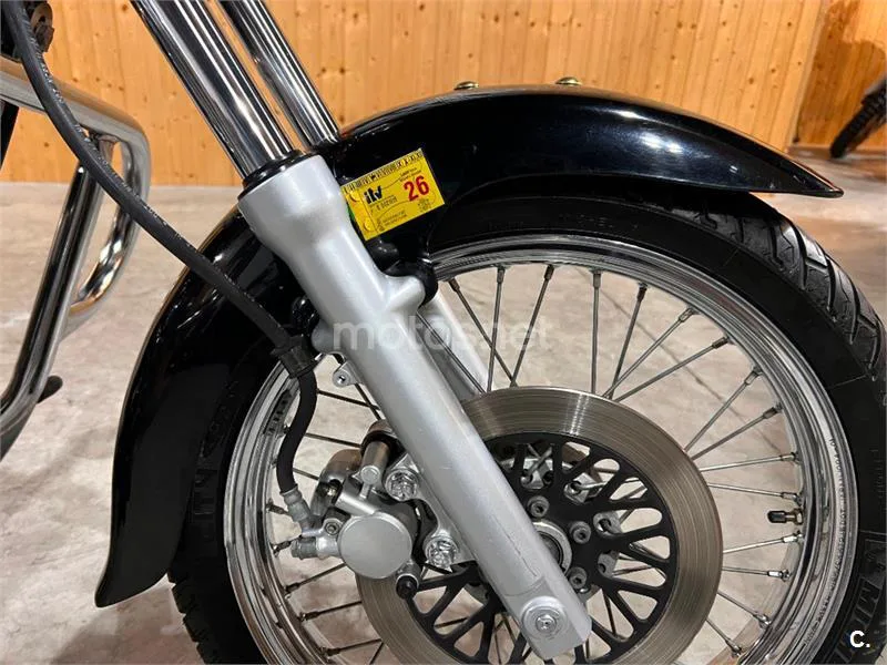 Suzuki Intruder 250 – Vista 30