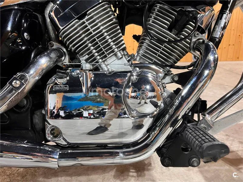 Suzuki Intruder 250 – Vista 41