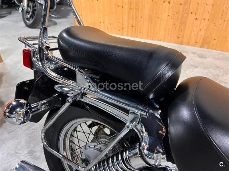 Suzuki Intruder 250 – Vista 46