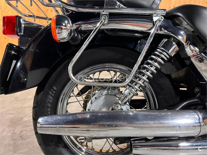 Suzuki Intruder 250 – Vista 53