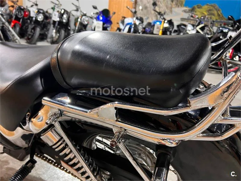 Suzuki Intruder 250 – Vista 59