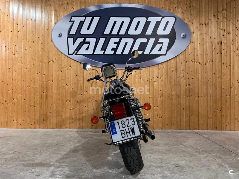 Suzuki Intruder 250 – Vista 7