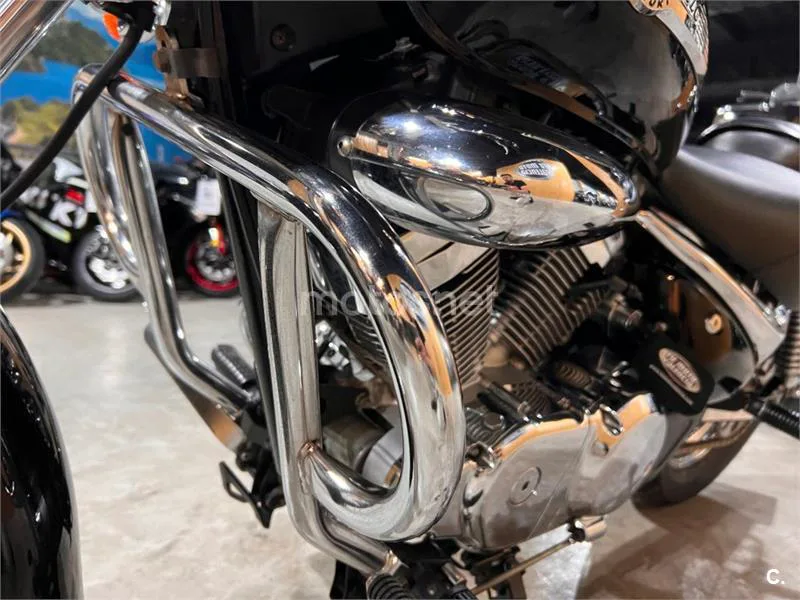 Suzuki Intruder 250 – Vista 68