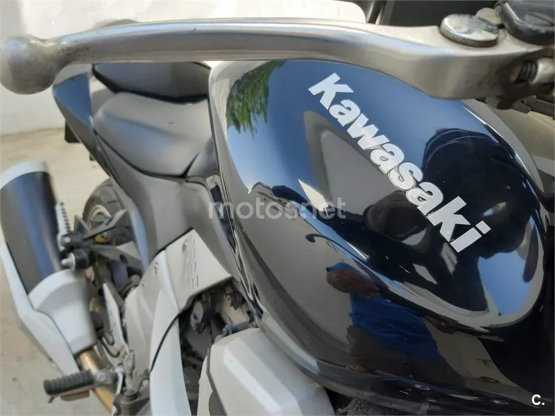 Kawasaki Z 750 – Vista 4