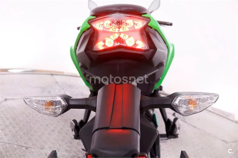 Kawasaki Ninja 650 – Vista 16
